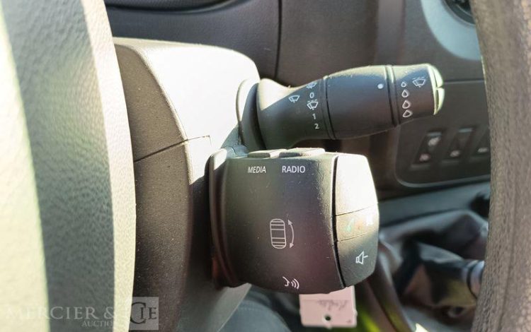 RENAULT MASTER F3500 L2H2 GD CFT ENERGY DCI 145 – DIESEL – 18604 KMS – ANNEE 2018 BLANC FA-978-PJ