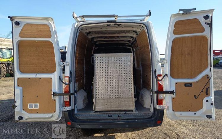 RENAULT MASTER F3500 L2H2 GD CFT ENERGY DCI 145 – DIESEL – 18604 KMS – ANNEE 2018 BLANC FA-978-PJ