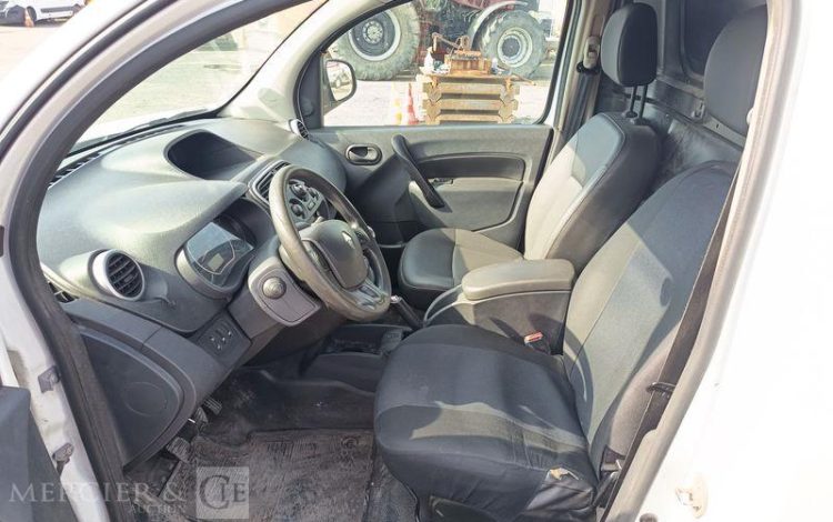 RENAULT KANGOO MAXI  FB-920-YD