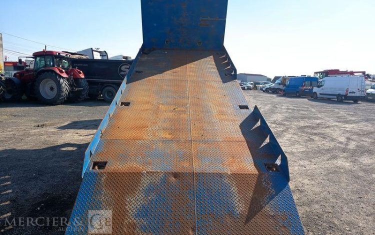 SCANIA PORTEUR P410 AMPLIROLL AVEC PLATEAU – PTAC 26 TONNES – DIESEL  – ANNEE 2019 BLANC FC-614-YB