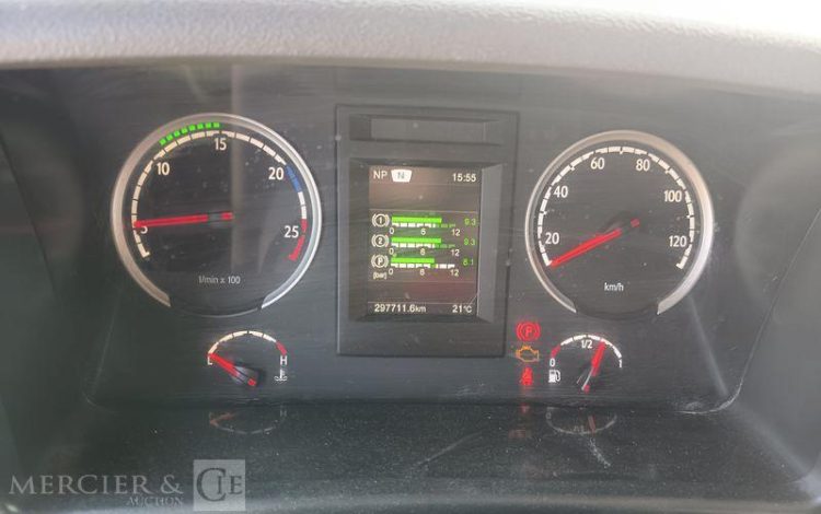 SCANIA PORTEUR P410 AMPLIROLL AVEC PLATEAU – PTAC 26 TONNES – DIESEL  – ANNEE 2019 BLANC FC-614-YB