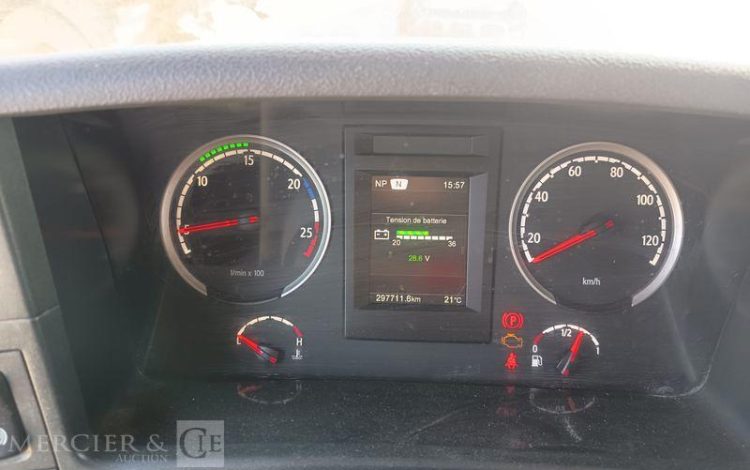 SCANIA PORTEUR P410 AMPLIROLL AVEC PLATEAU – PTAC 26 TONNES – DIESEL  – ANNEE 2019 BLANC FC-614-YB
