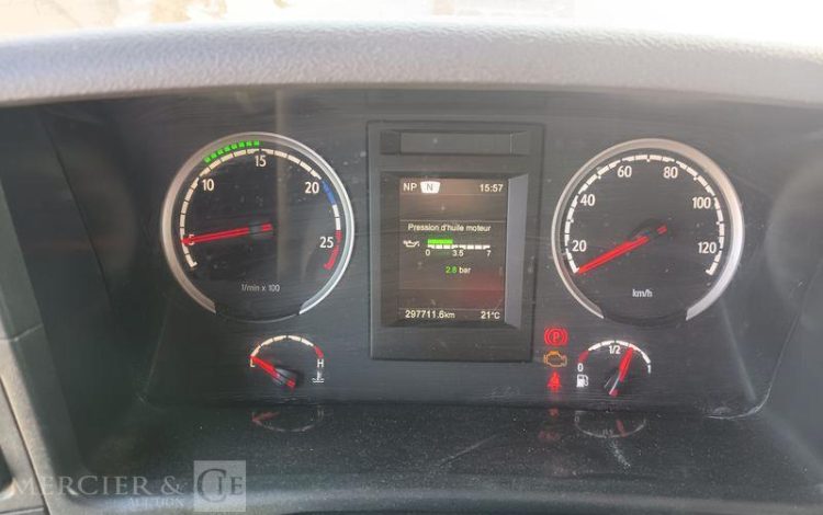 SCANIA PORTEUR P410 AMPLIROLL AVEC PLATEAU – PTAC 26 TONNES – DIESEL  – ANNEE 2019 BLANC FC-614-YB