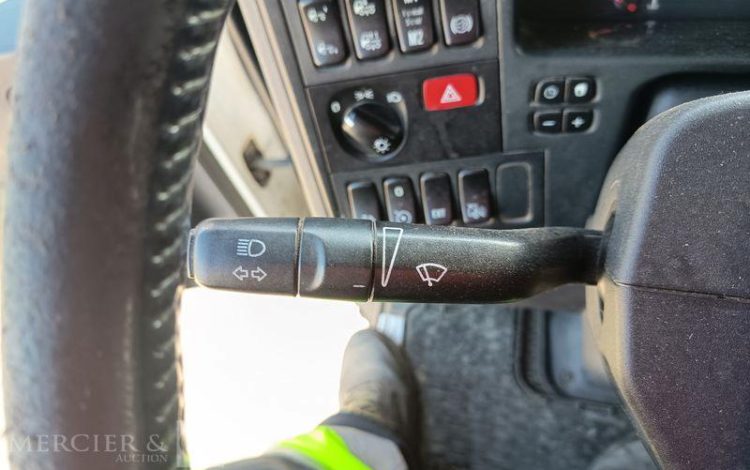 SCANIA PORTEUR P410 AMPLIROLL AVEC PLATEAU – PTAC 26 TONNES – DIESEL  – ANNEE 2019 BLANC FC-614-YB