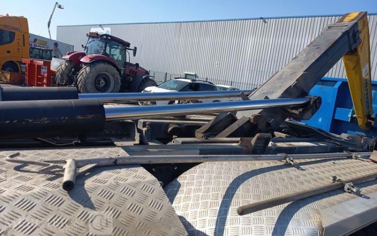 SCANIA PORTEUR P410 AMPLIROLL AVEC PLATEAU – PTAC 26 TONNES – DIESEL  – ANNEE 2019 BLANC FC-614-YB