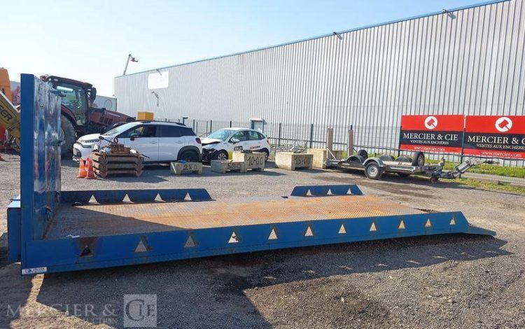 SCANIA PORTEUR P410 AMPLIROLL AVEC PLATEAU – PTAC 26 TONNES – DIESEL  – ANNEE 2019 BLANC FC-614-YB