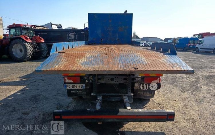 SCANIA PORTEUR P410 AMPLIROLL AVEC PLATEAU – PTAC 26 TONNES – DIESEL  – ANNEE 2019 BLANC FC-614-YB