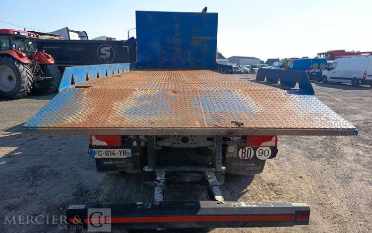 SCANIA PORTEUR P410 AMPLIROLL AVEC PLATEAU – PTAC 26 TONNES – DIESEL  – ANNEE 2019 BLANC FC-614-YB