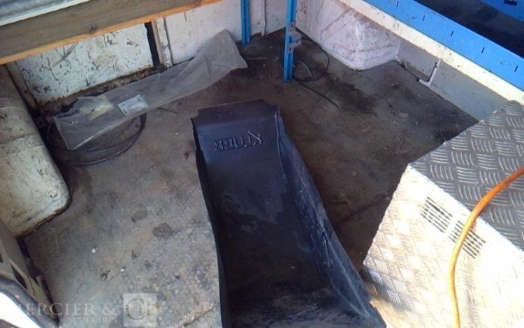 PEUGEOT BOXER NACELLE SUR VL KLUBB  K38P 14M 2334H L2H2 335 130CH PREMIUM BLANC FF-641-KP