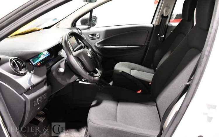 RENAULT ZOE R110 ZE 110ch 40KWH ACHAT-INTEGRAL BUSINESS BLANC FL-515-WD