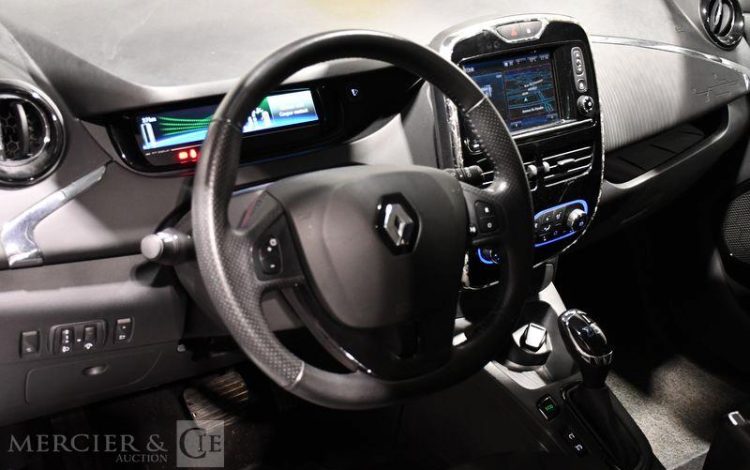 RENAULT ZOE R110 ZE 110ch 40KWH ACHAT-INTEGRAL BUSINESS BLANC FL-515-WD