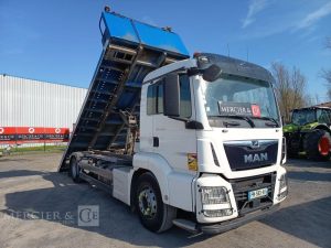 MAN PORTEUR TGS 18,320 PORTE ENGIN – PTAC : 19 TONNES – DIESEL – ANNEE 2019 BLANC FM-583-AV