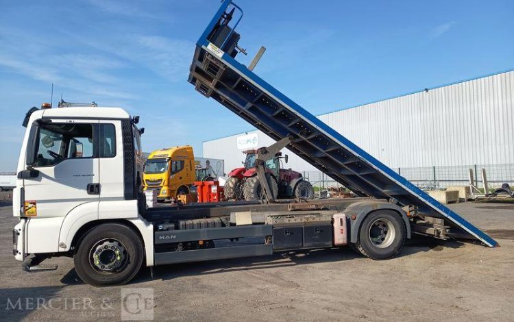 MAN PORTEUR TGS 18,320 PORTE ENGIN – PTAC : 19 TONNES – DIESEL – ANNEE 2019 BLANC FM-583-AV