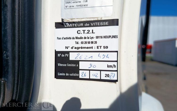 MAN PORTEUR TGS 18,320 PORTE ENGIN – PTAC : 19 TONNES – DIESEL – ANNEE 2019 BLANC FM-583-AV