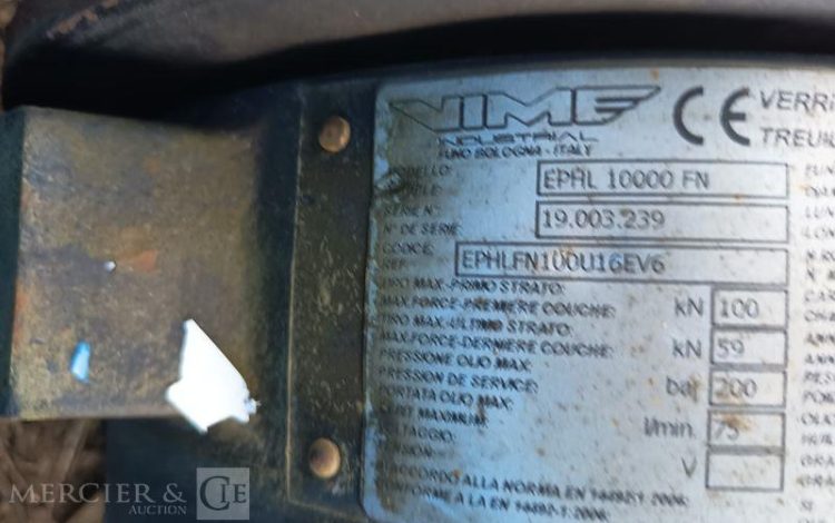 MAN PORTEUR TGS 18,320 PORTE ENGIN – PTAC : 19 TONNES – DIESEL – ANNEE 2019 BLANC FM-583-AV