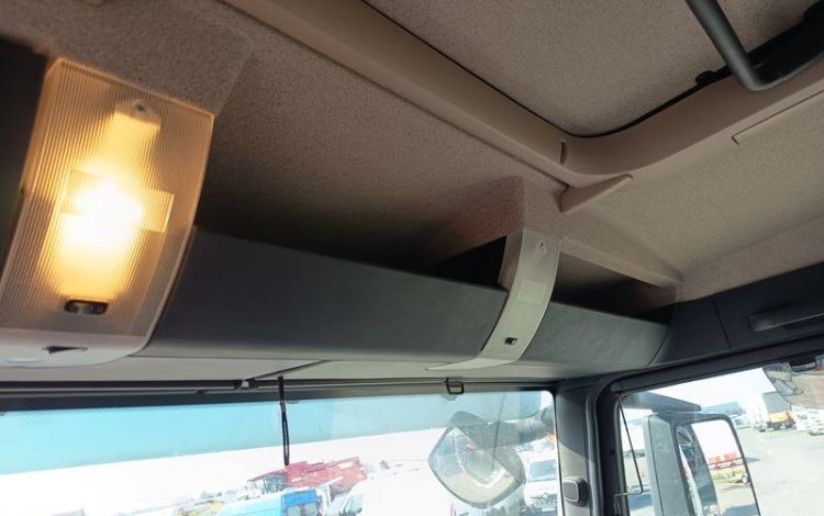 MAN PORTEUR TGS 18,320 PORTE ENGIN – PTAC : 19 TONNES – DIESEL – ANNEE 2019 BLANC FM-583-AV