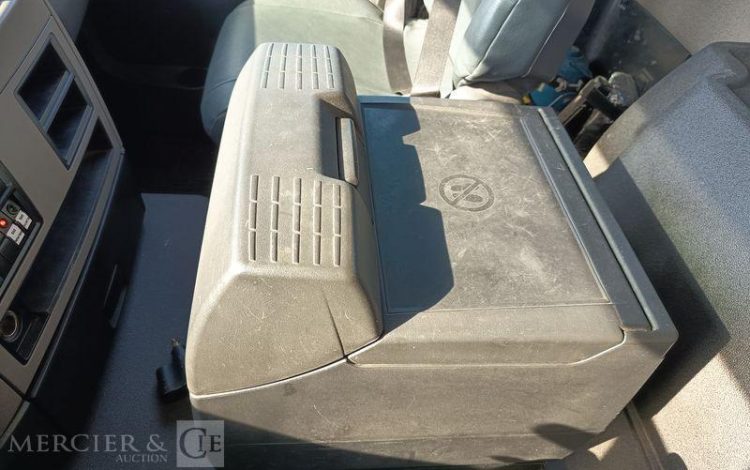 MAN PORTEUR TGS 18,320 PORTE ENGIN – PTAC : 19 TONNES – DIESEL – ANNEE 2019 BLANC FM-583-AV