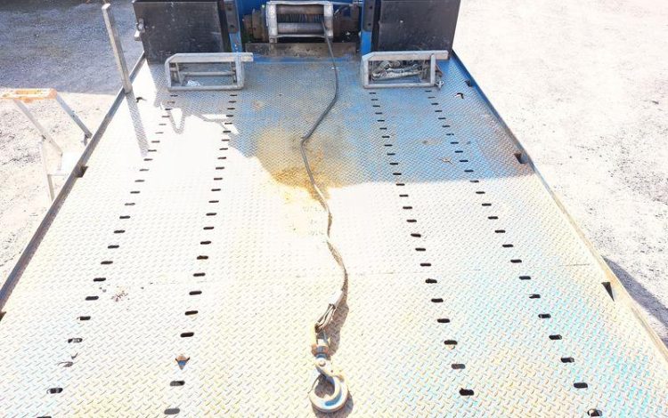 MAN PORTEUR TGS 18,320 PORTE ENGIN – PTAC : 19 TONNES – DIESEL – ANNEE 2019 BLANC FM-583-AV