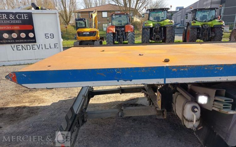 MAN PORTEUR TGS 18,320 PORTE ENGIN – PTAC : 19 TONNES – DIESEL – ANNEE 2019 BLANC FM-583-AV