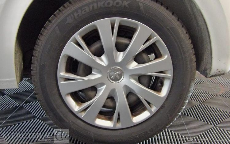 PEUGEOT 208 AFF 1,6 100CH PREMIUM PACK BLANC FN-862-HW