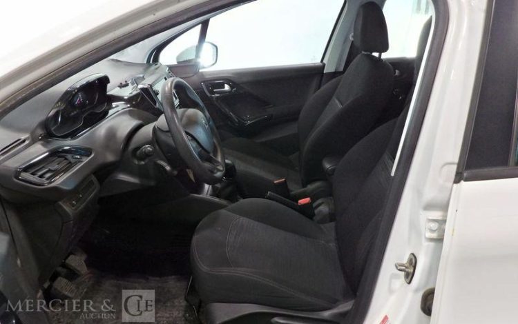 PEUGEOT 208 AFF 1,6 100CH PREMIUM PACK BLANC FN-862-HW
