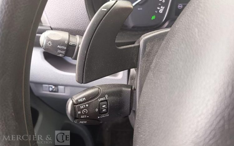 CITROEN JUMPY FOURGON 2.0 BLUEHDI 120 M L2 DRIVER EAT GRIS FN-980-PX