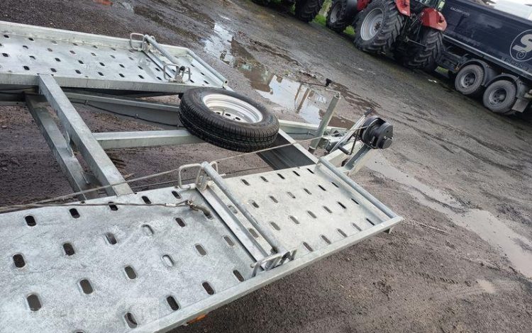 LIDER REMORQUE PORTE VOITURE 39790 – 2 ESSIEUX – PTAC 2,7 TONNES – ANNEE 2020  FP-284-TR