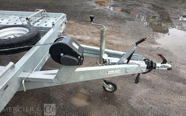 LIDER REMORQUE PORTE VOITURE 39790 – 2 ESSIEUX – PTAC 2,7 TONNES – ANNEE 2020  FP-284-TR