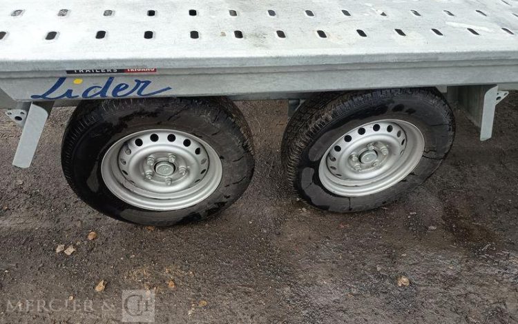 LIDER REMORQUE PORTE VOITURE 39790 – 2 ESSIEUX – PTAC 2,7 TONNES – ANNEE 2020  FP-284-TR
