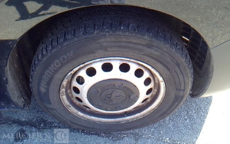 PEUGEOT EXPERT FG 1.5 BLUEHDI 120CH L1 PREMIUM S&S NOIR FP-327-QP