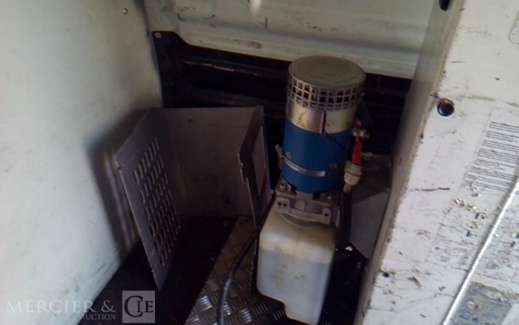 RENAULT TRAFIC NACELLE SUR VL 11M 1163H L1H1 1200 120CH GD CONFORT BLANC FQ-412-YJ