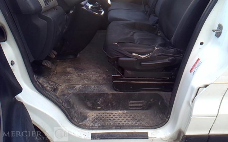 RENAULT TRAFIC NACELLE SUR VL 11M 1163H L1H1 1200 120CH GD CONFORT BLANC FQ-412-YJ