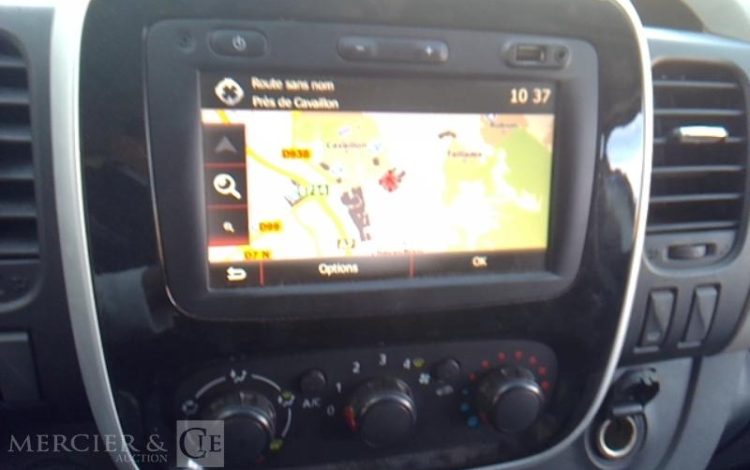 RENAULT TRAFIC NACELLE SUR VL 11M 1163H L1H1 1200 120CH GD CONFORT BLANC FQ-412-YJ