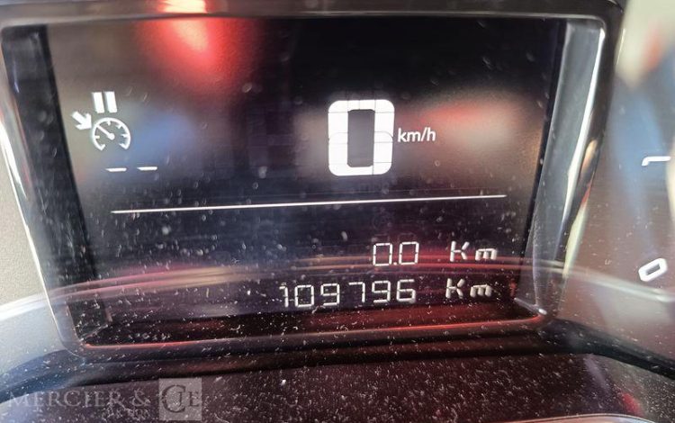 CITROEN C3 AIRCROSS BLUEHDI 100 S&S vente à pro uniquement car immo police BLANC FS-185-FF