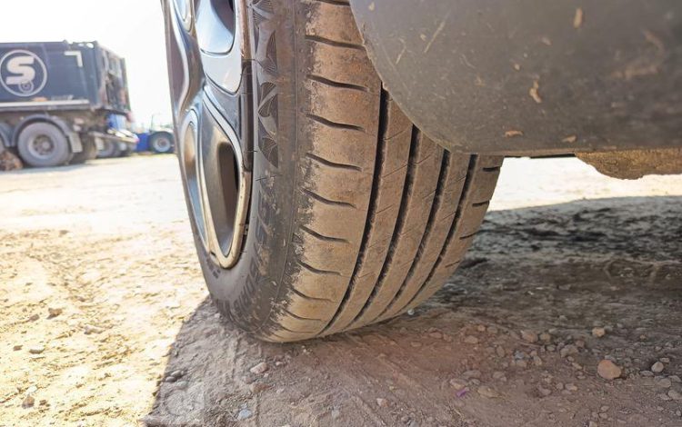 CITROEN C3 AIRCROSS BLUEHDI 100 S&S vente à pro uniquement car immo police BLANC FS-185-FF