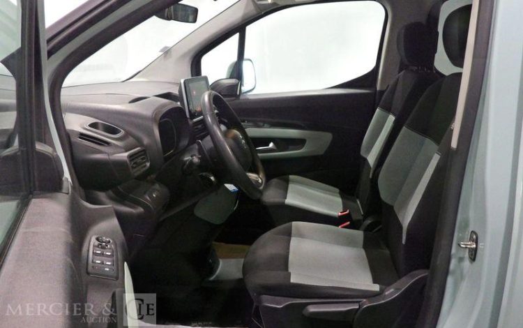 CITROEN BERLINGO COMBI 1.5 BLUEHDI 130ch M L1 FEEL EAT VERT FT-863-VK