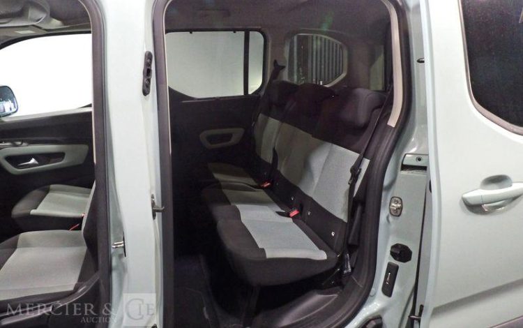 CITROEN BERLINGO COMBI 1.5 BLUEHDI 130ch M L1 FEEL EAT VERT FT-863-VK