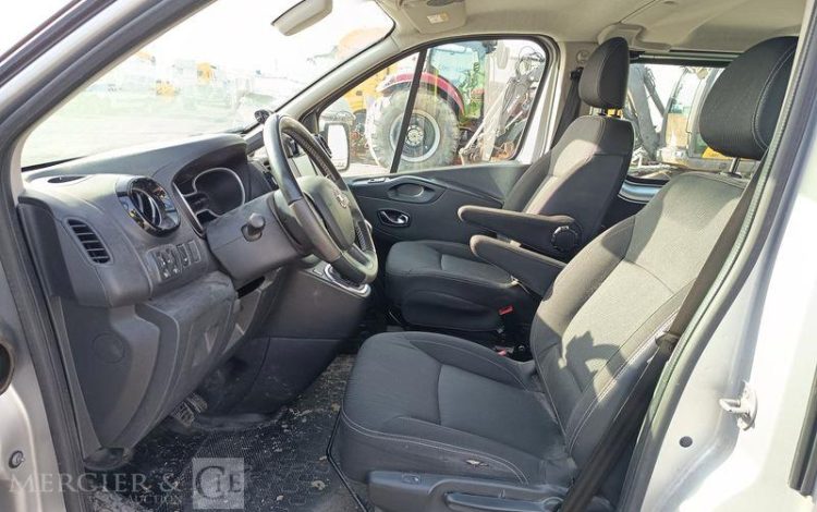 NISSAN NV300 FOURGON 2.0 DCI 145ch – CABINE APPRO – DIESEL – 105234 KMS – ANNEE 2020 GRIS FV-208-LF