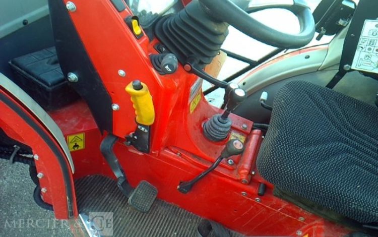 ANTONIO CARRARO TRACTEUR SRX7800 107H AN2020 ROUGE FX-065-EH