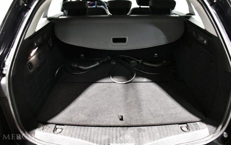 RENAULT MEGANE ESTATE 1.6 E-TECH 160H 90ch PHEV BUSINESS BVA NOIR FZ-236-ML