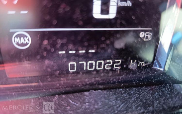 CITROEN C3 AIRCROSS BLUEHDI 110 S&S GRIS FZ-823-EP