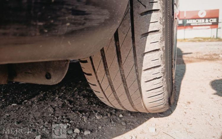 CITROEN C3 AIRCROSS BLUEHDI 110 S&S GRIS FZ-823-EP