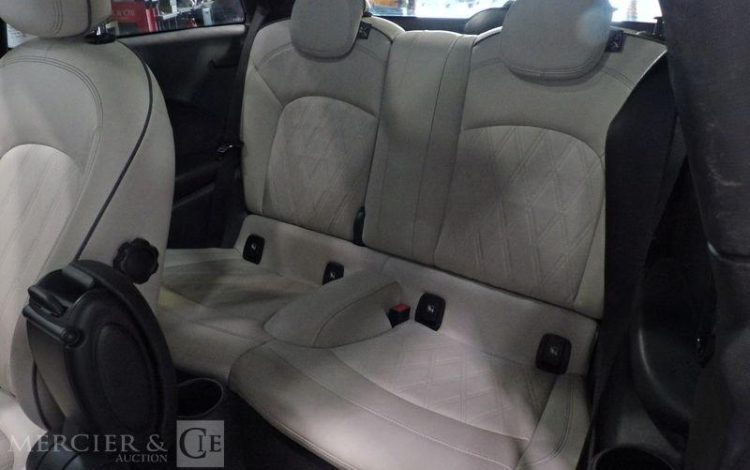 MINI COOPER SE 185 102PPM 28.9KWH BVA NOIR GB-083-GS