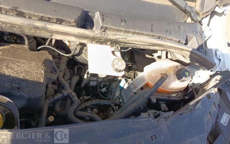 RENAULT MASTER FOURGON 2.3 DCI 135 33 L2H2 CONFORT BLANC GB-208-PT