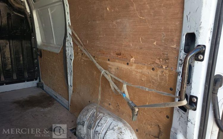 RENAULT MASTER FOURGON 2.3 DCI 135 33 L2H2 CONFORT BLANC GB-208-PT