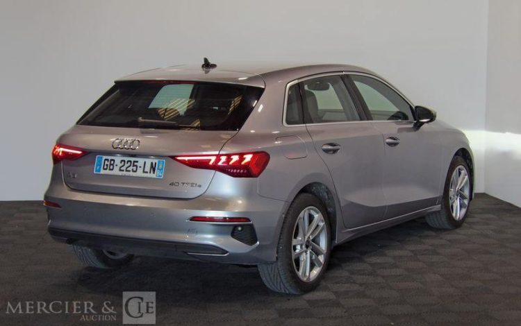 AUDI A3 SPORTBACK 1.4 40 TFSIE 204H 150 PHEV HYBRID BUSINESS LINE S-TRONIC BVA  GB-225-LN