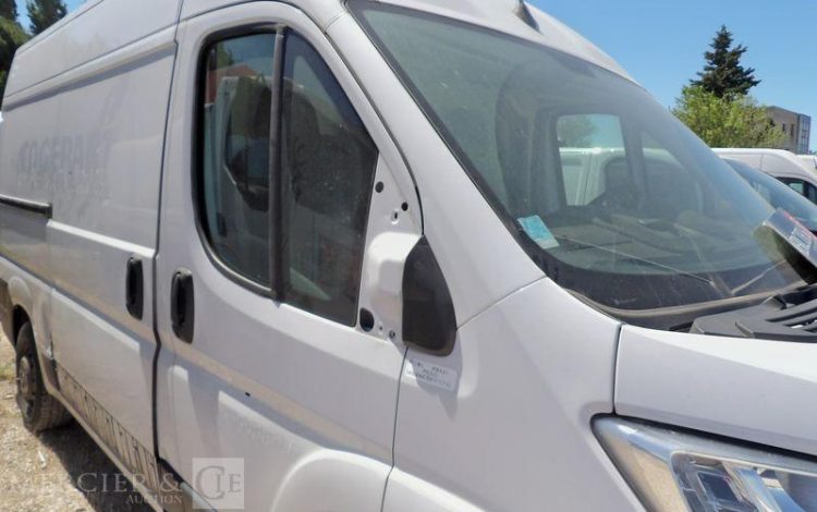 CITROEN JUMPER 35 L2H2 165 Club BHDI BVM6  GB-265-CD