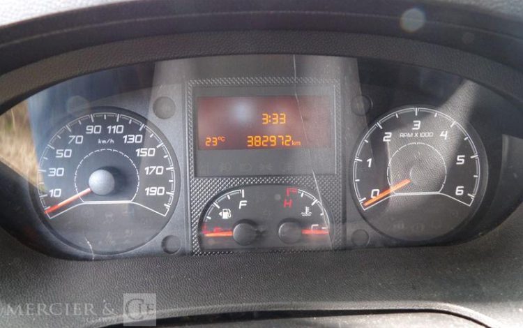 PEUGEOT BOXER PREMIUM 435 BHDI165 Bois 1/2 HAYON  GB-958-MH