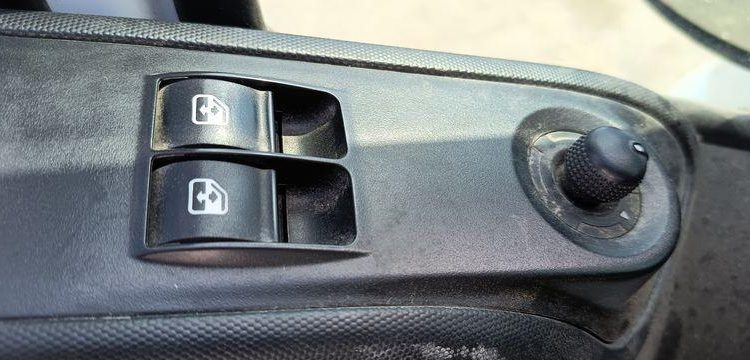 IVECO DAILY 6 CCB 35C16 3,0D 16V 160 CV  EQUIPE BRAS AMPLIROL + 3 BENNES BLANC GB-958-PW