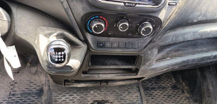 IVECO DAILY 6 CCB 35C16 3,0D 16V 160 CV  EQUIPE BRAS AMPLIROL + 3 BENNES BLANC GB-958-PW